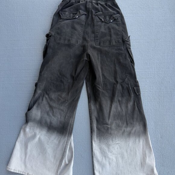 MNML Rave Double Cargo Pants - Picture 6 of 6